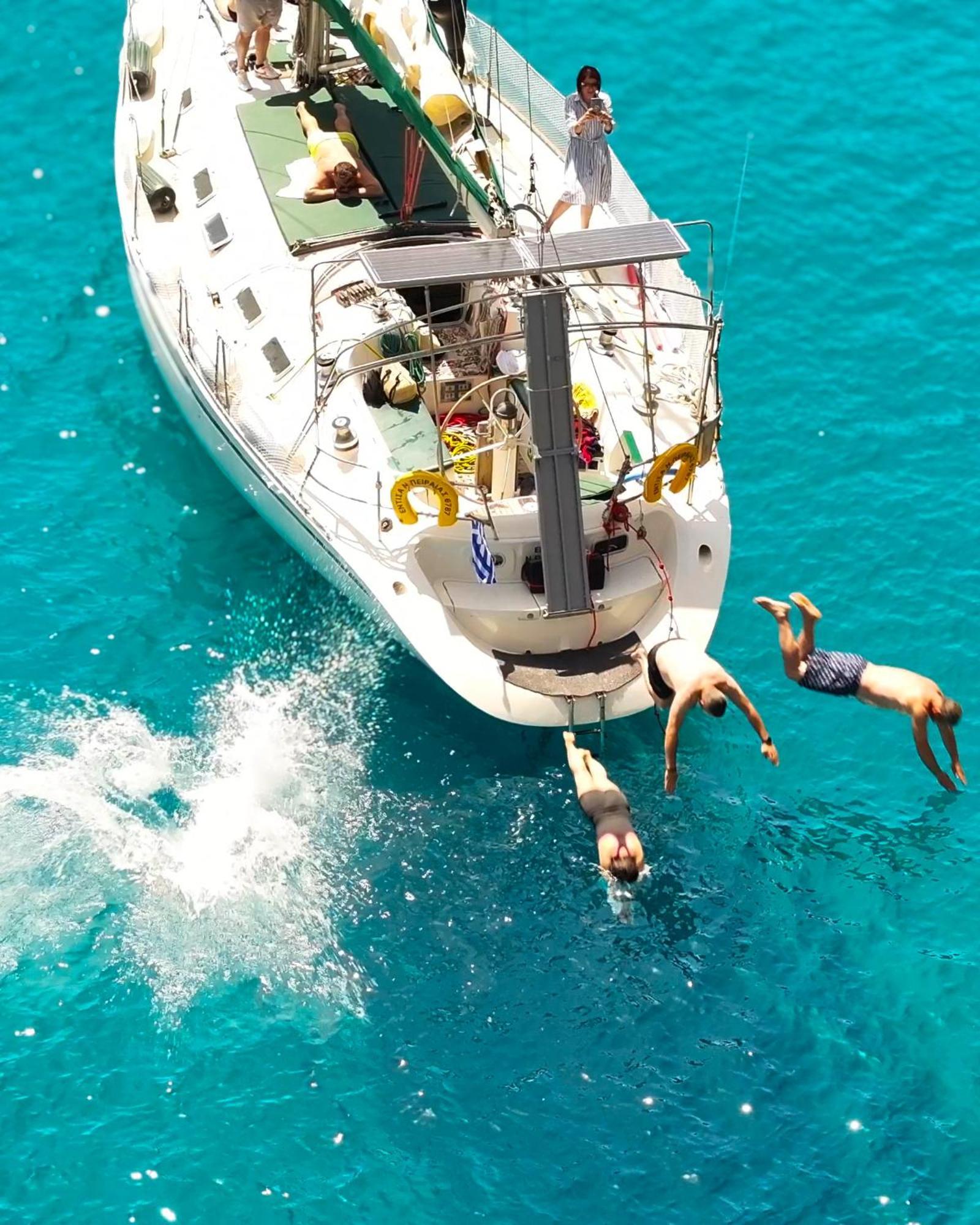 Botel Sailing Edisa Rhodes Adventures Rhodes City