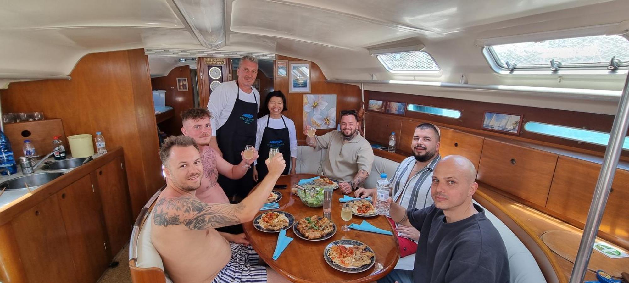 Botel Sailing Edisa Rhodes Adventures *